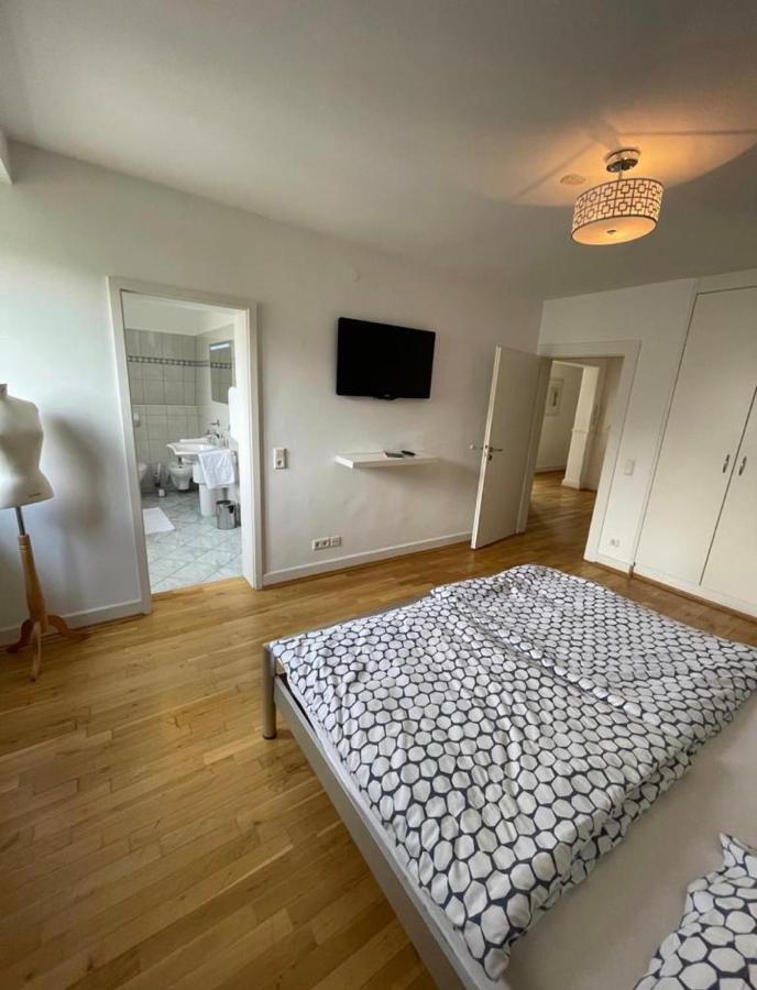 Luxury Rooftop Loft With River View 10Min To City Διαμέρισμα Ντίσελντορφ Εξωτερικό φωτογραφία
