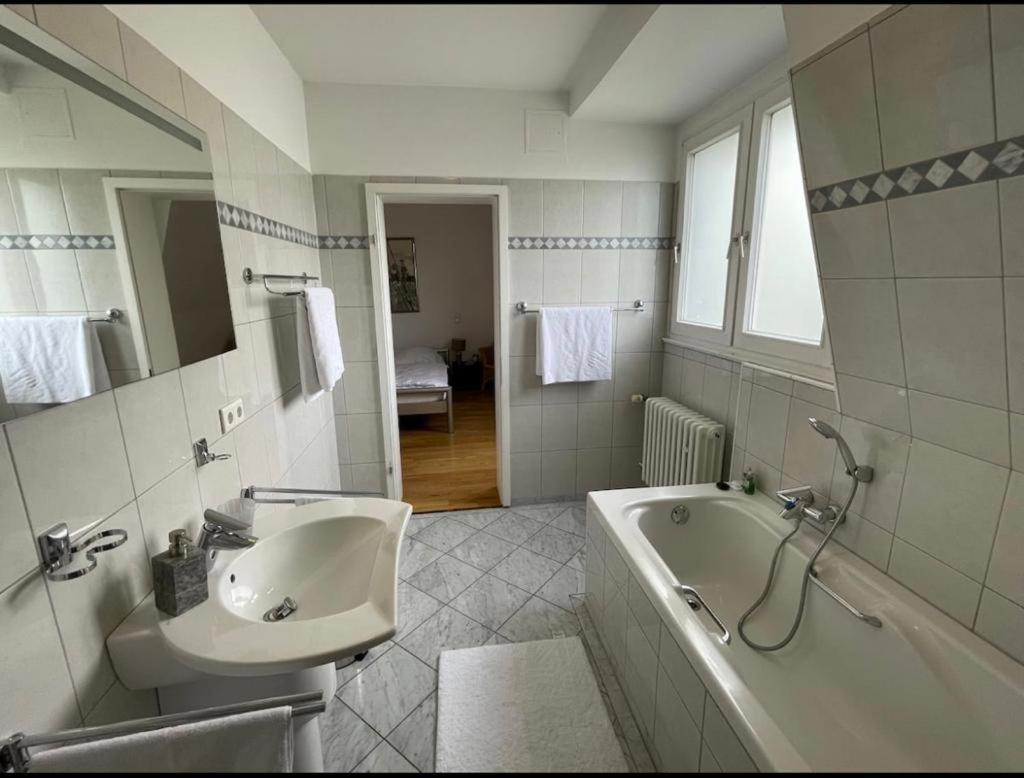 Luxury Rooftop Loft With River View 10Min To City Διαμέρισμα Ντίσελντορφ Εξωτερικό φωτογραφία