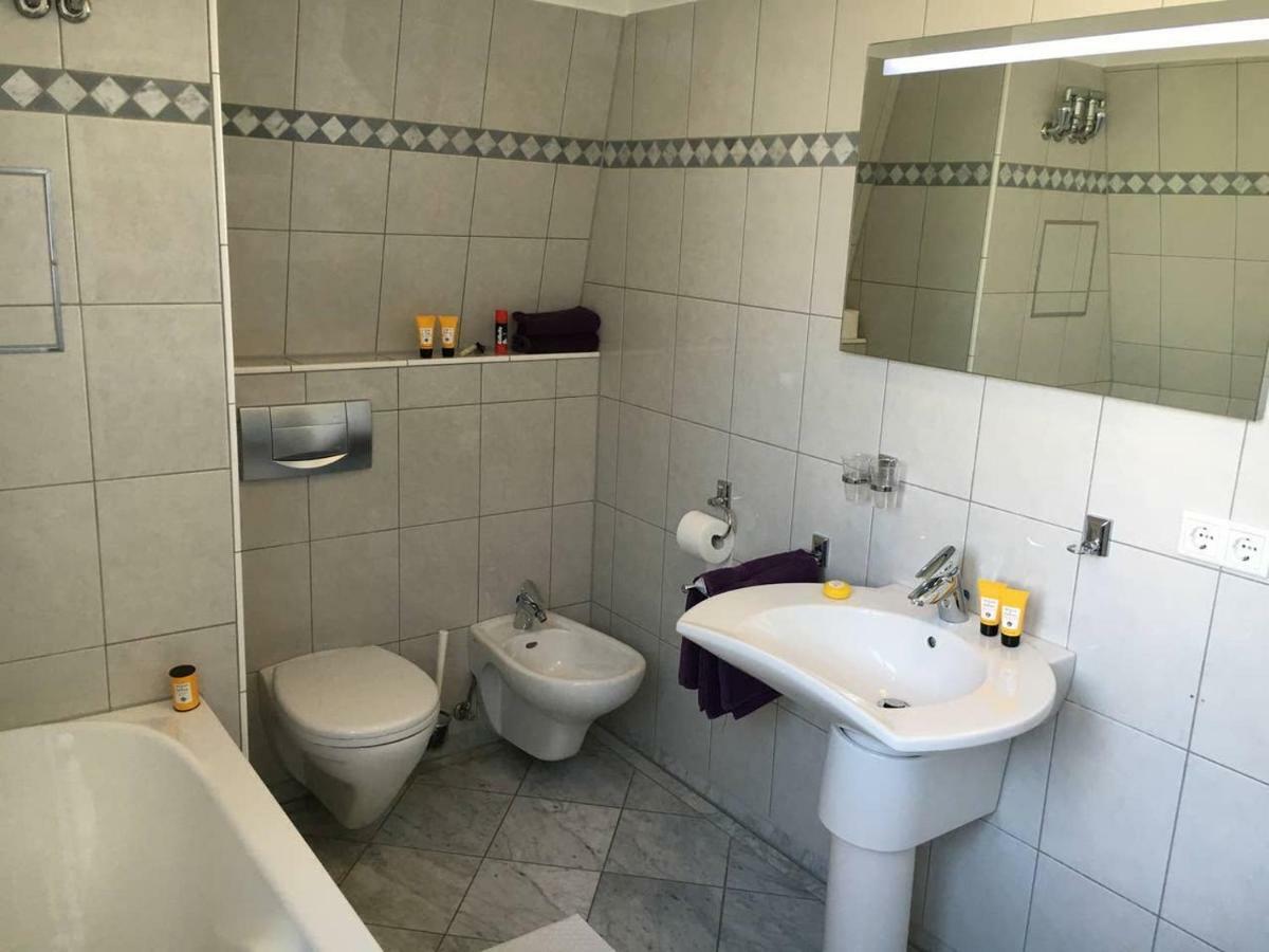 Luxury Rooftop Loft With River View 10Min To City Διαμέρισμα Ντίσελντορφ Εξωτερικό φωτογραφία